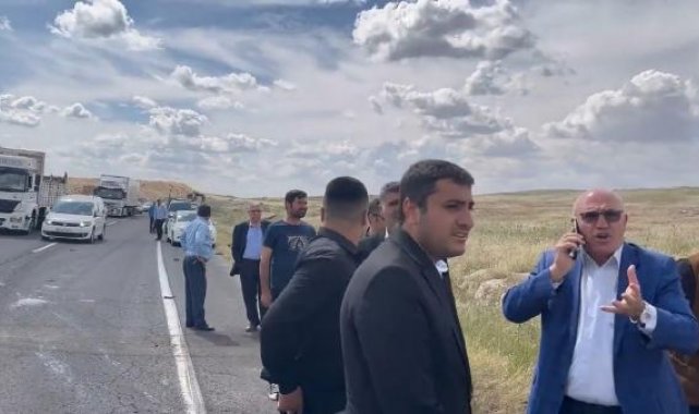 Şanlıurfa'da TIR ile hafif ticari araç çarpıştı: 5 ölü, 1 yaralı