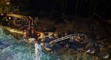 Sarıyer'de kamyon 5 kişinin yaşadığı evin bahçesine uçtu: 1 yaralı
