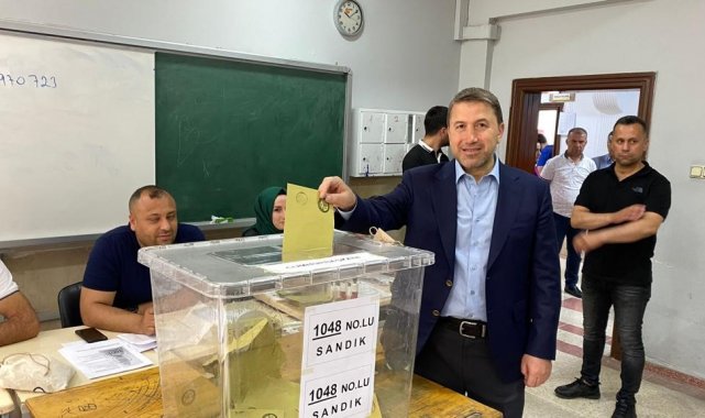 Siirt Ticaret ve Sanayi Odası Başkanı Kuzu oy kullandı