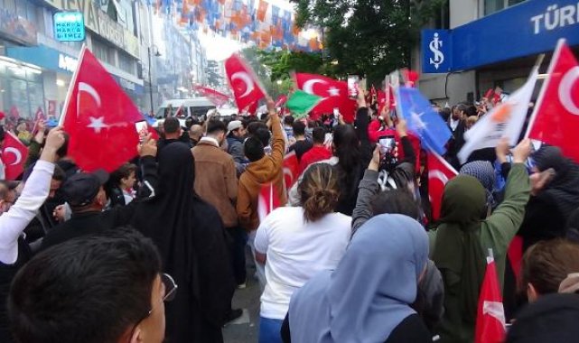 Silivri'de seçim kutlaması