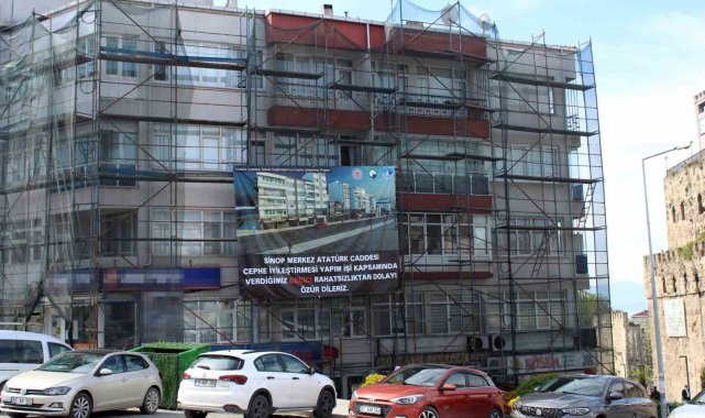 Sinop Saat Kulesi'ne komşu binalar tek renk olacak