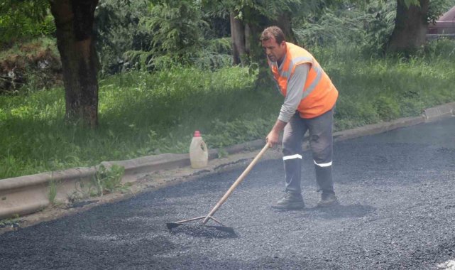 Şirintepe'nin yolları iyileştiriliyor