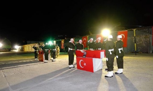 Şırnak'taki kazada şehit olan askerler memleketlerine uğurlandı