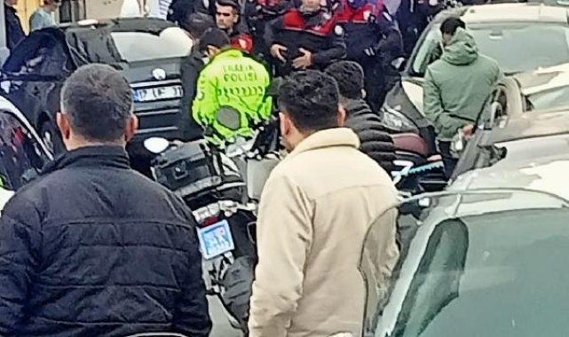 Şişli'de polisten kaçan şüphelinin kullandığı otomobil yayalara çarptı: 1'i ağır 3 yaralı