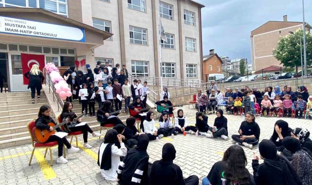 Sivas'ta "İmam Hatip Şenliği" gerçekleştirildi