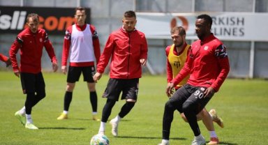 Sivasspor, Ümraniyespor maçı hazırlıklarına başladı