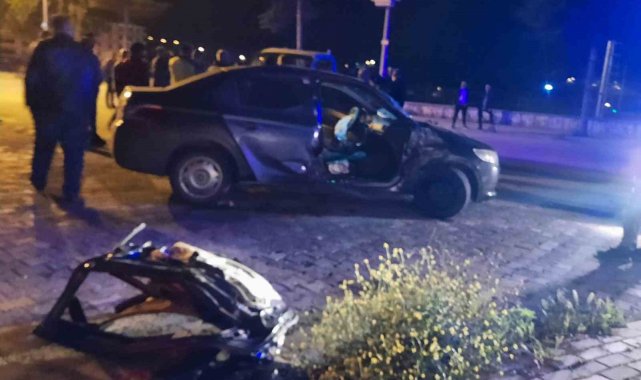 Söğüt'te trafik kazası: 1'i ağır 3 yaralı