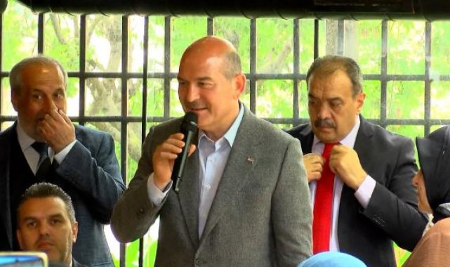 Süleyman Soylu: PKK'nın yaptığı zafer işaretini yaptılar