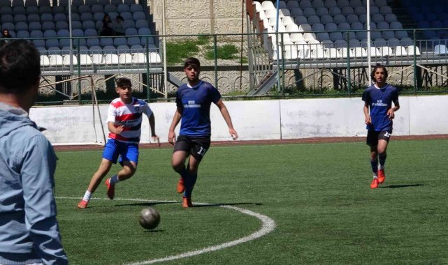 Tatvan'da Gençlik Haftası müsabakaları