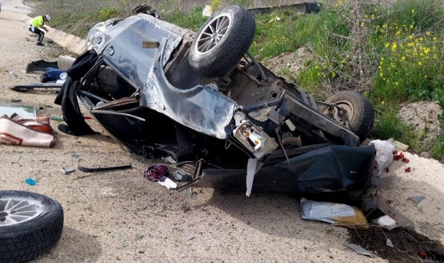 Tavşanlı'da trafik kazası, aynı aileden 3 kişi yaralandı