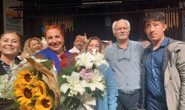 Tazeleme Üniversitesi'nden 10 gün içinde 2 tiyatro oyunu