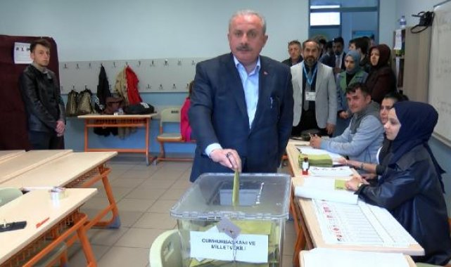 TBMM Başkanı Şentop oy kullandı