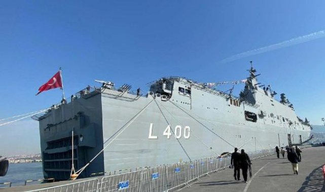 TCG Anadolu İzmir'de