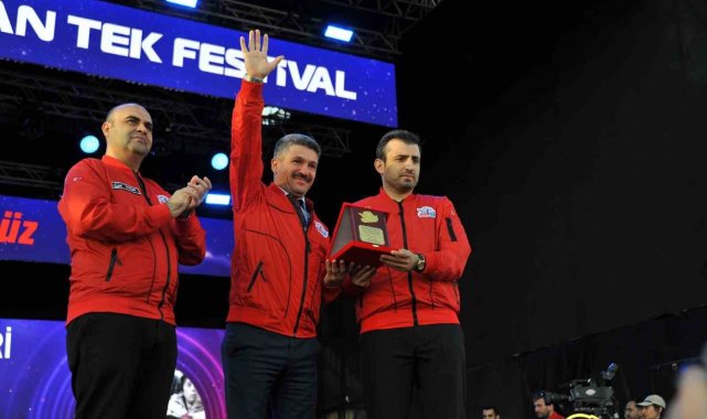 TEKNOFEST'te Samsun Büyükşehir'e ödül