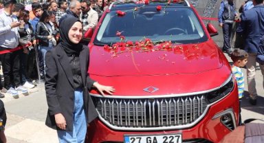 Togg, Gaziantep'te halaylarla karşılandı