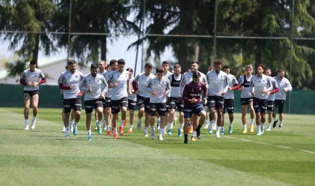 Trabzonspor, Fenerbahçe maçı hazırlıklarını sürdürdü