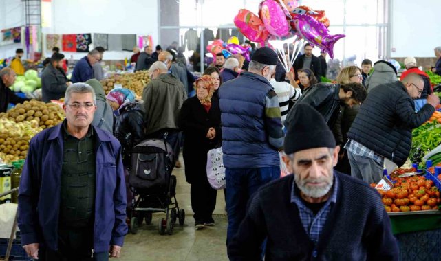 Tüketici fiyat endeksi yıllık yüzde 43,68, aylık yüzde 2,39 oldu