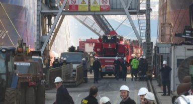 Tuzla'da gemi yangını