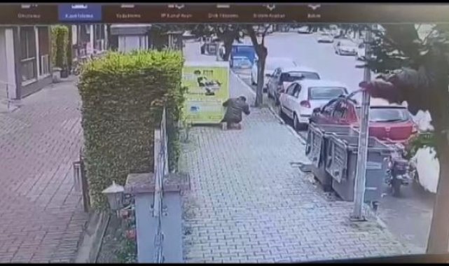 Tuzla'da giysi kumbarasından hırsızlık kamerada