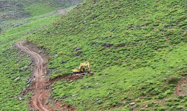 Uludere'de yayla yolları bir bir açılıyor