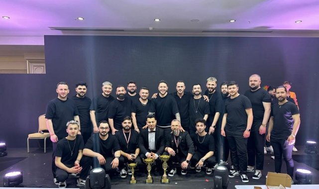 Ünlü saç tasarımcısı HY, ödüle doymuyor