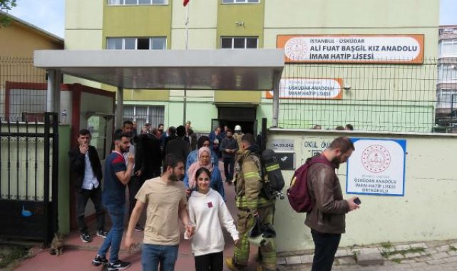 -Üsküdar'da oy verme sırasında yangın paniği