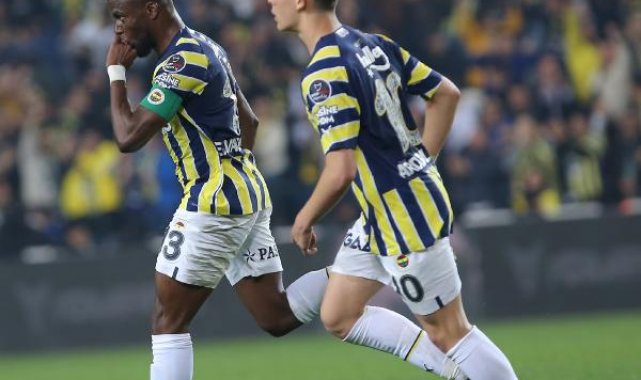 Valencia, Alex'in rekoruna ortak oldu