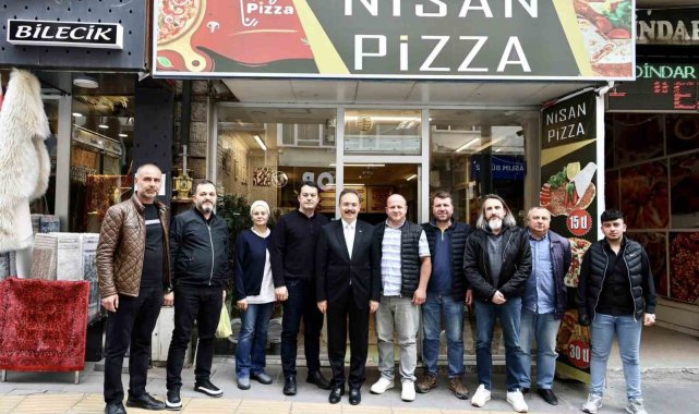 Vali Kızılkaya esnaf ile bir araya geldi