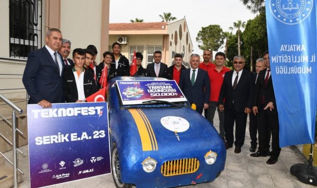 Vali Yazıcı: "Antalya'nın Yörük çocukları bilim alanında şehrine ve ülkesine katkı sunmaya devam ediyor"