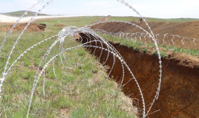 Van- İran sınır hattında modüler beton duvarın 96 kilometresi tamamlandı