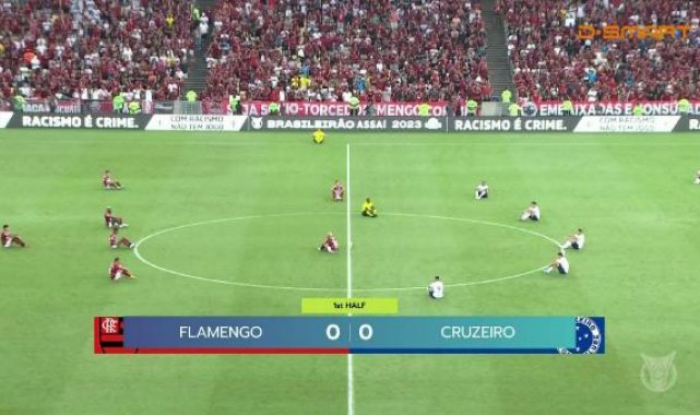 Vinicius Junior için Flamengo-Cruzeiro maçında otuma eylemi yapıldı