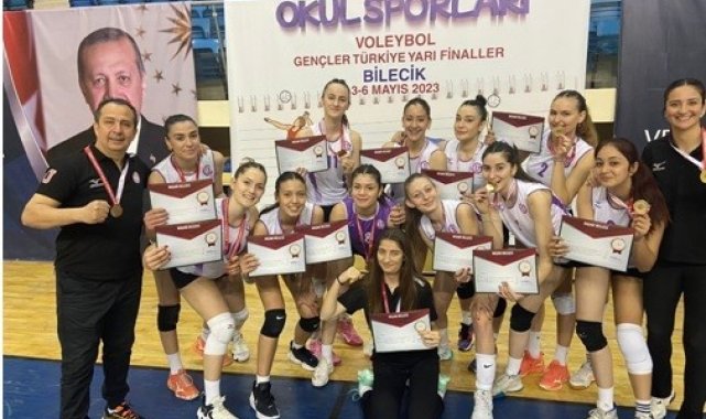 Voleybolda üst üste 2. kez Türkiye finallerine yükseldiler