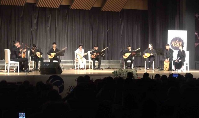 Yalova Güzel Sanatlar Lisesi öğrencilerinden müzik ziyafeti