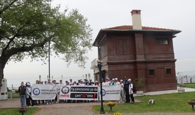 Yalova'da gençlerden bisiklet turu etkinliği