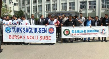Yaptığı ameliyatla tıp literatürüne giren profesör, hasta yakınları tarafından darbedildi