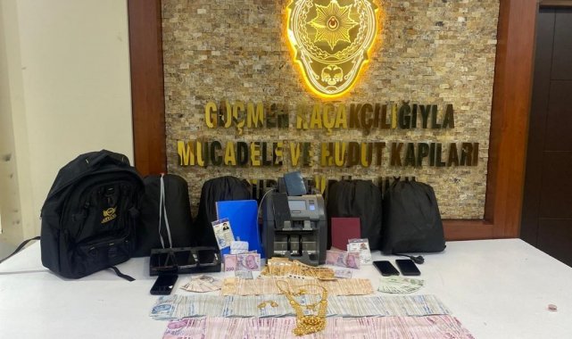 Yasa dışı para transferi yapılan bakkal görünümlü iş yerine polis baskını: 11 gözaltı