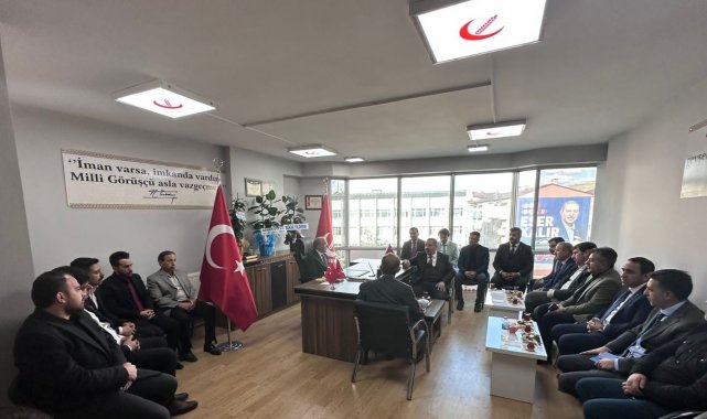 Yavilioğlu, Erzurum'da seçim çalışmalarına katıldı