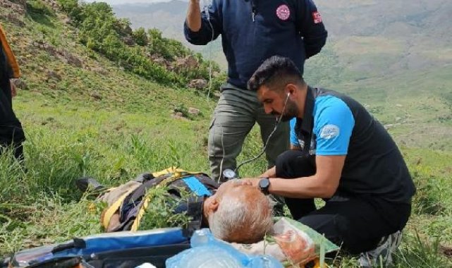 Yaylada rahatsızlandı; ambulans helikopterle hastaneye ulaştırıldı