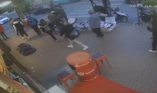 yeniden Şişli'de otomobil yayaların arasına daldı: 3 yaralı