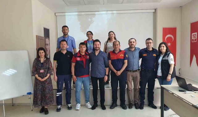 112 Acil Çağrı Merkezi çalışanlarına hizmet içi eğitim