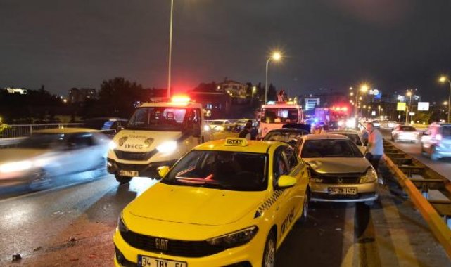 15 Temmuz Şehitler Köprüsü'nde zincirleme kaza