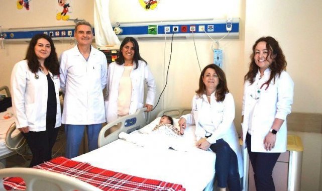 2 aylık bebek ameliyatla yaşama tutundu