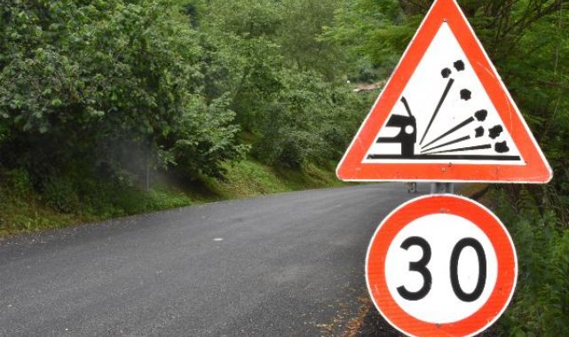 'Ölüm yolu'nda çalışma başladı, kazalarda ölenlerin yakınları kurban kesti