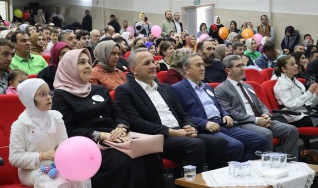 4-6 yaş gurubu Kur'an-ı Kerim kursu öğrencileri 10. yılını kutladı