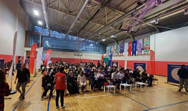 Afyonkarahisar'da 'Bir Fikre Aşık Olmak' konseri