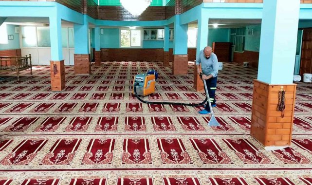 Akdeniz'de ibadethanelere özel bakım