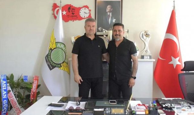 Akhisarspor'da Yanar dönemi