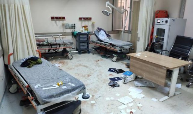 Akrabalar arasındaki kavga hastanede de sürdü; doktora da saldırdılar