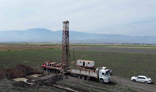 Amik Ovası'nda depremin vurduğu su kuyuları açılıyor