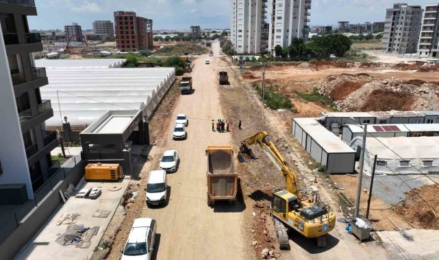 Antalya Büyükşehir Belediyesi Çalkaya'da yeni yollar açıyor